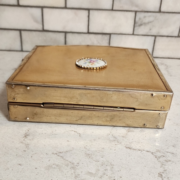 Vintage TYROLEAN NY Rigid Case Box Purse Gold Lame Rhinestone Cameo Roses - Picture 7 of 13